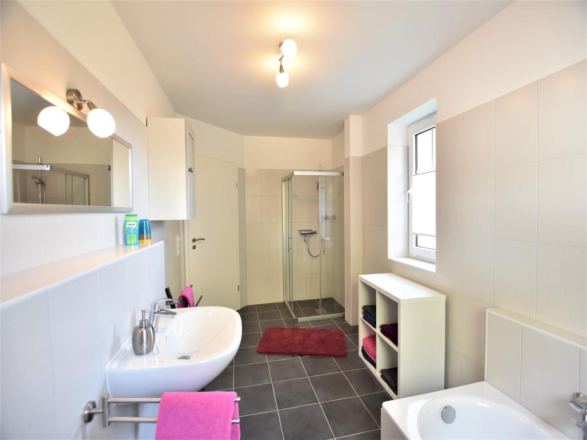 Charming Apartment in Oldenburg in Holstein with Terrace Buitenkant foto