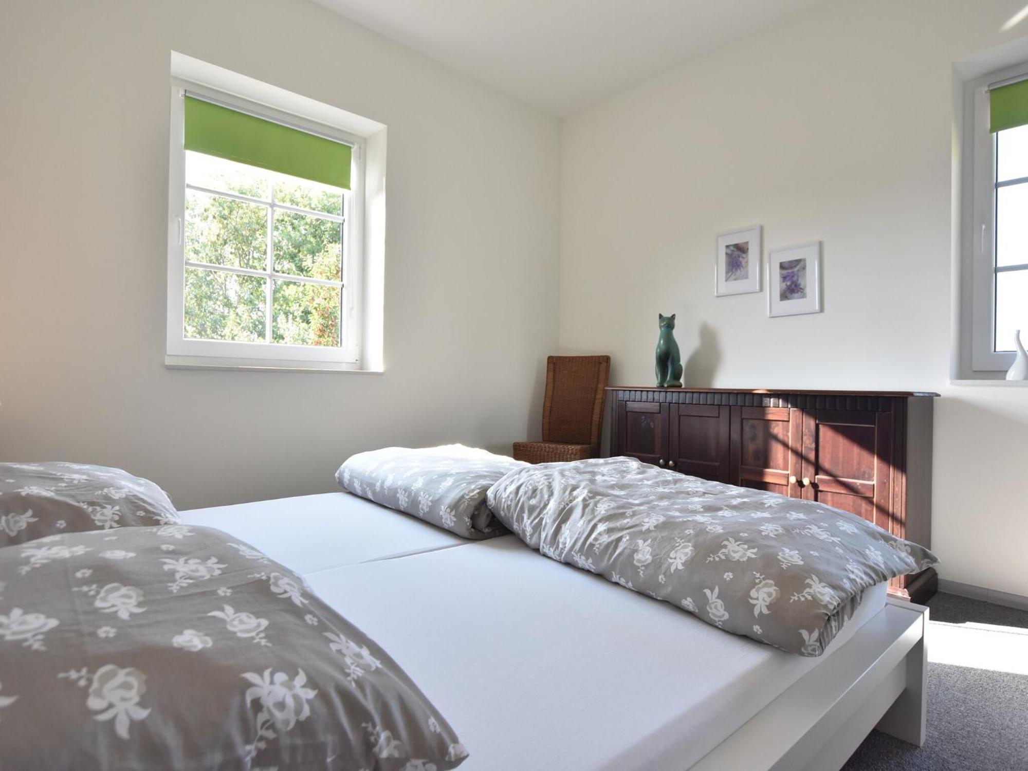 Charming Apartment in Oldenburg in Holstein with Terrace Buitenkant foto